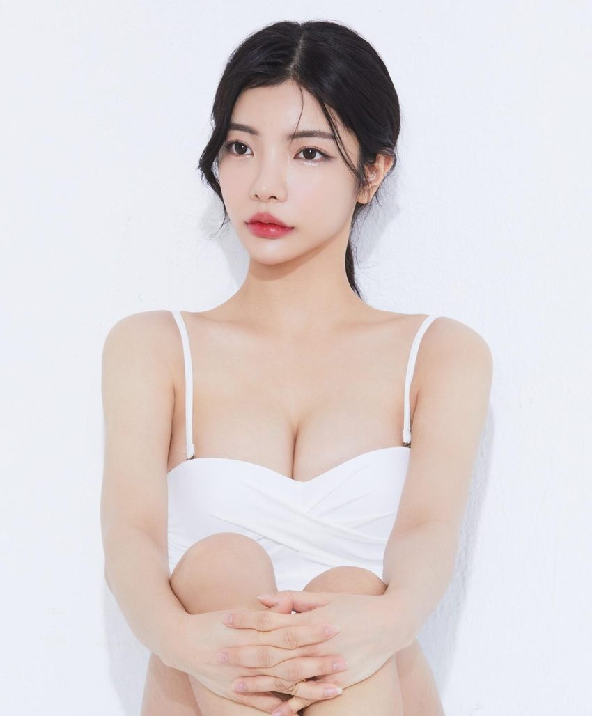 윈느성형외과 가슴축소술 - 큰 가슴 축소 전문 | UNE Plastic Surgery Breast Reduction